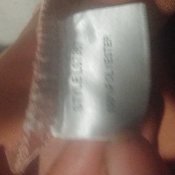 Luna pastel pink top with soft velvet feeling material - Picture 4 of 4